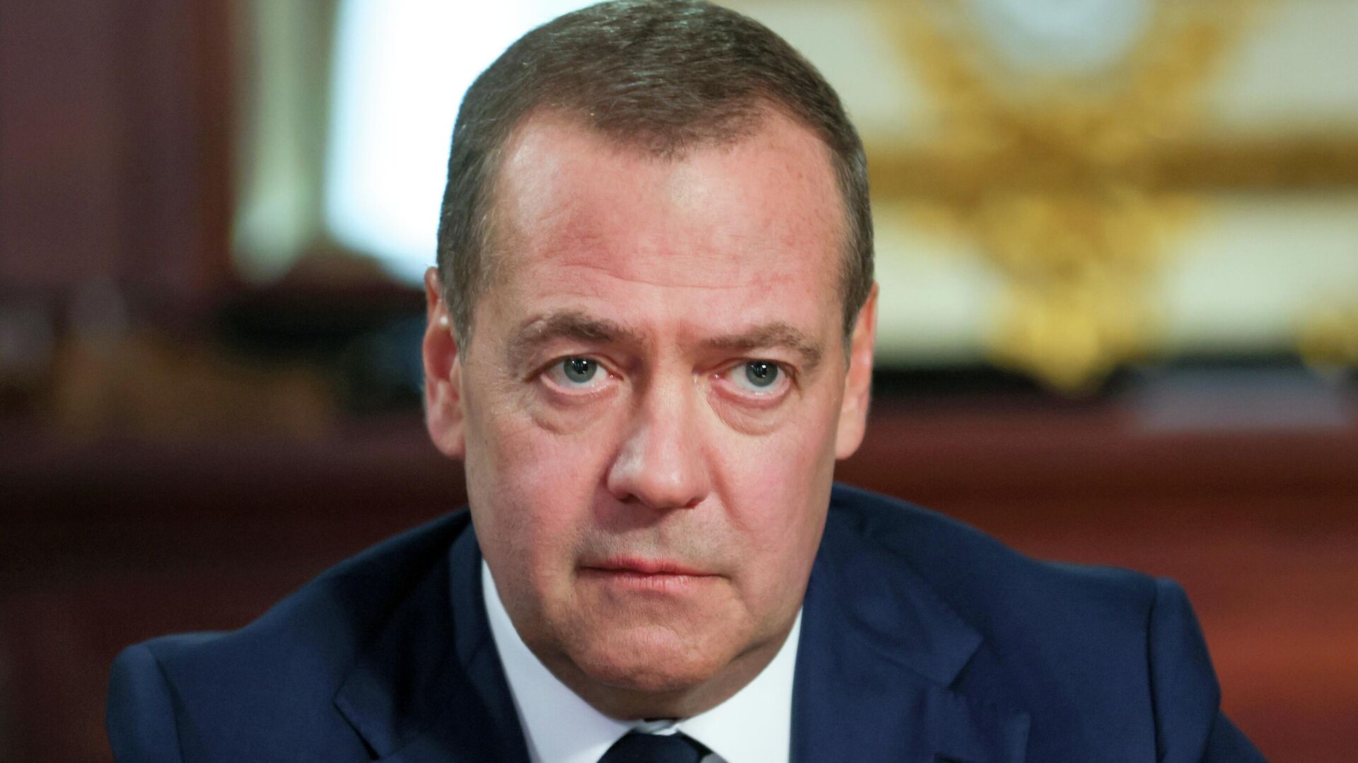 Медведев: бизнес России окажет значимую поддержку ветеранам СВО