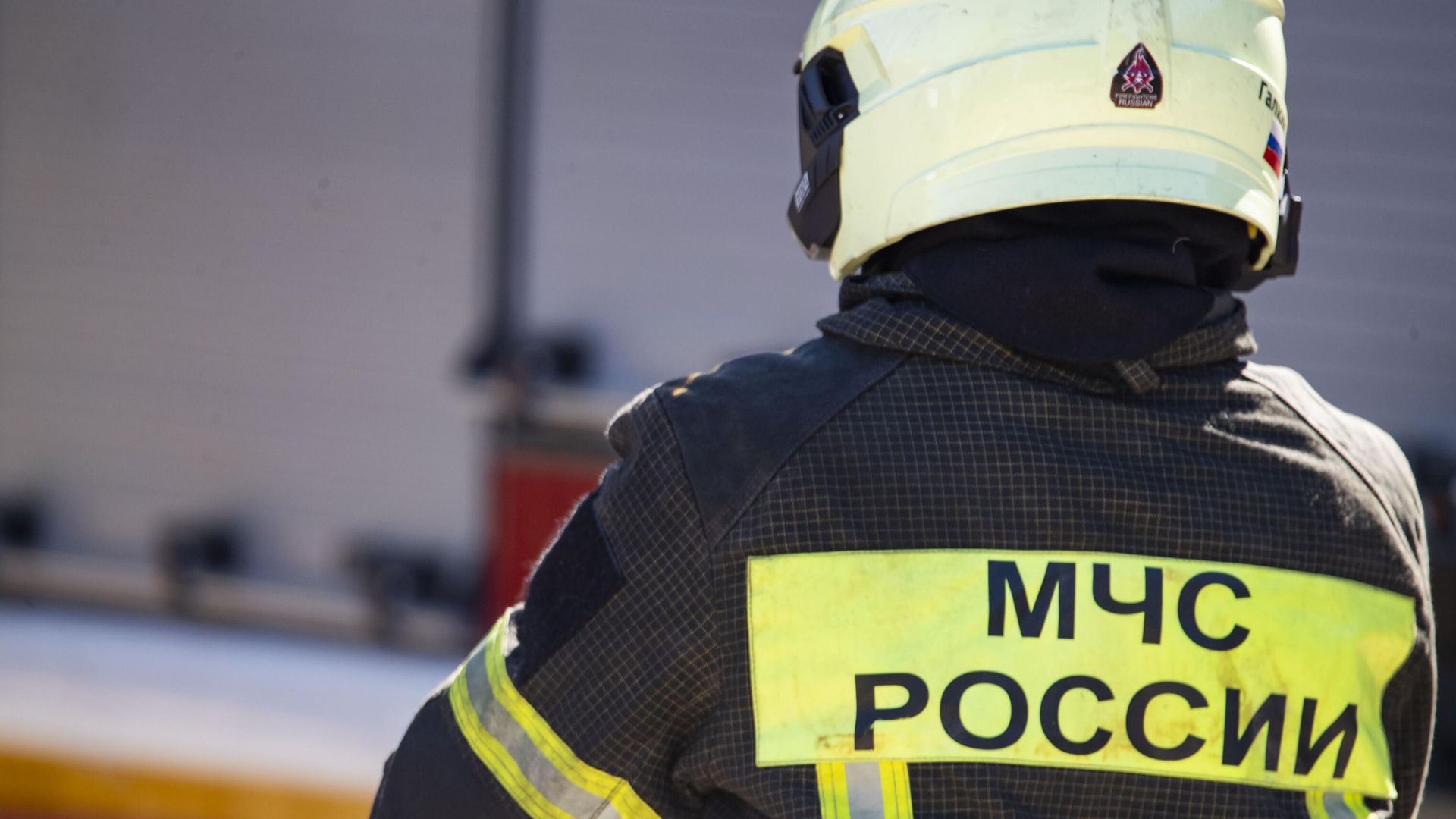 В Омске из-за атаки дронов вспыхнул логистический центр